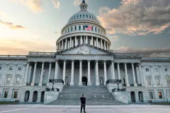 Будівля Капітолію США у Вашингтоні, де працюють сенатори.