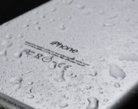 Apple разрабатывает интерфейс iPhone для работы под водой